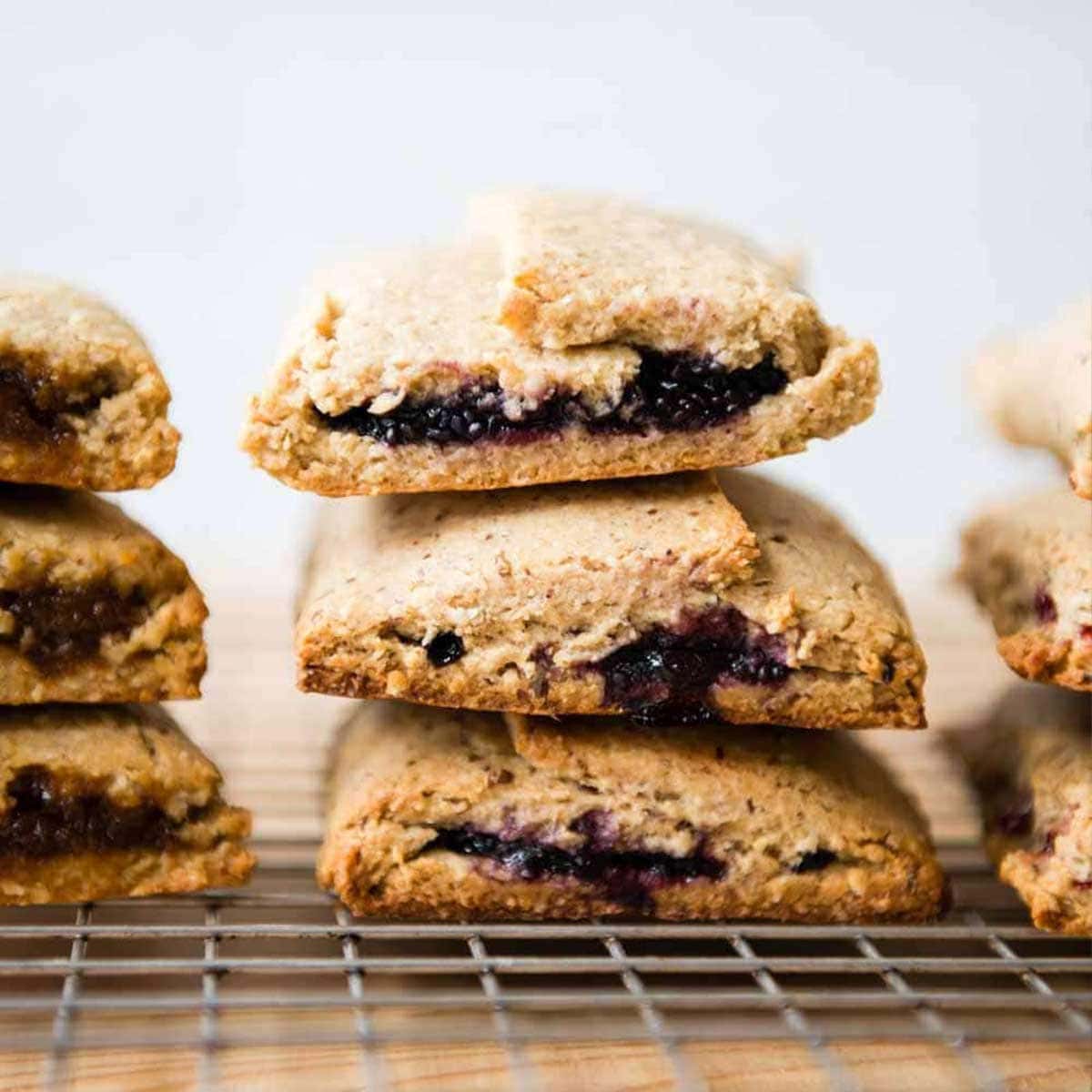naturally sweetened healthy breakfast bar